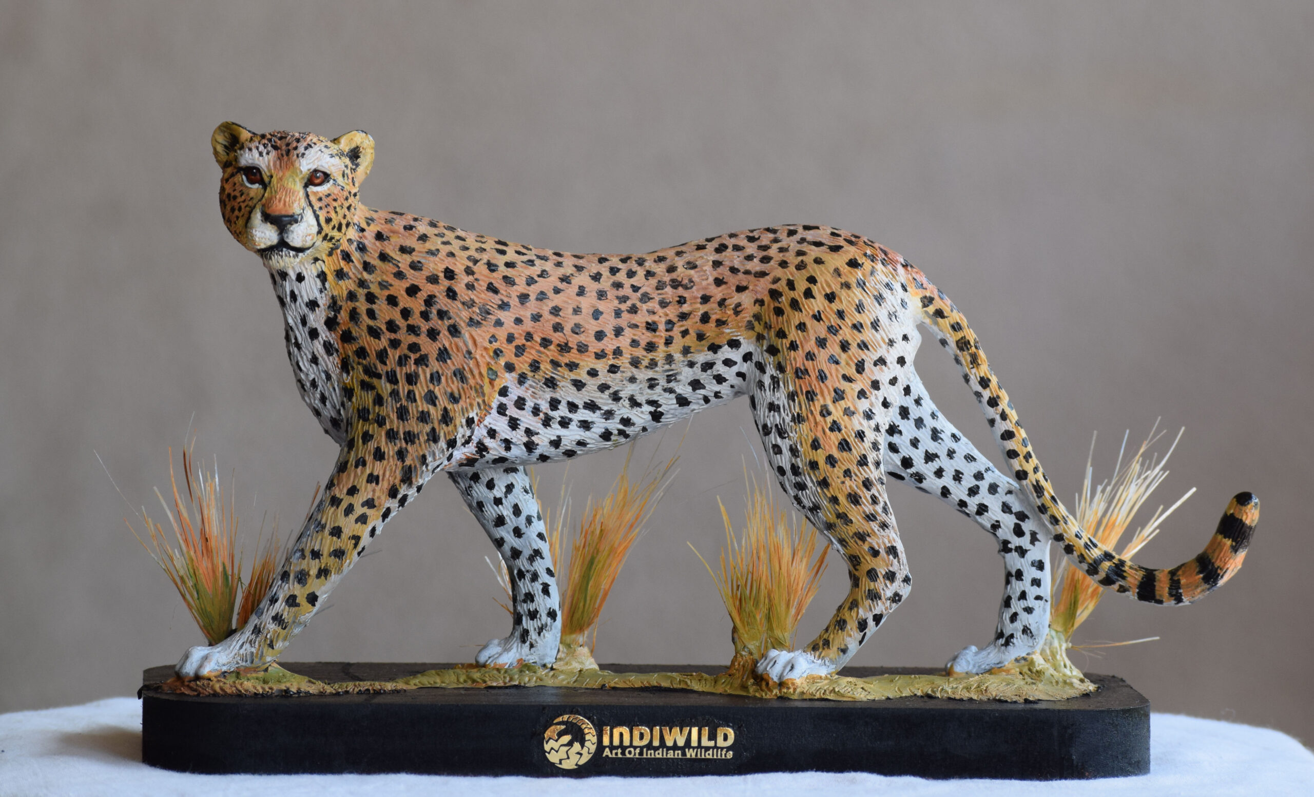 Cheetah sculpture/model by Indiwild, 1 of the best Sculpture - Wildlifekart  is an online shop for Wildlife and Nature Lovers.