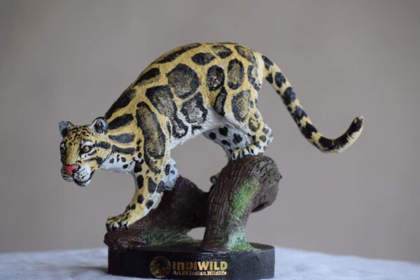 Clouded Leopard Sculpture / Model by Indiwild. 1 of the best sculpture